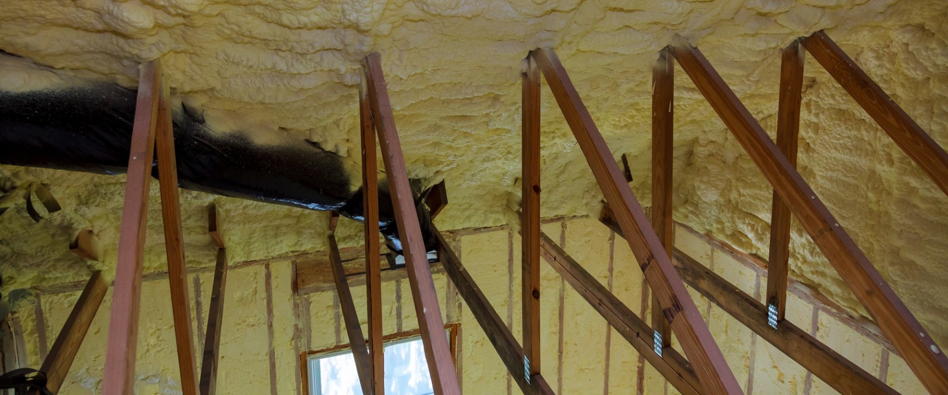 Blown Insulation vs. Rolled Insulation: Which is the Better Choice?